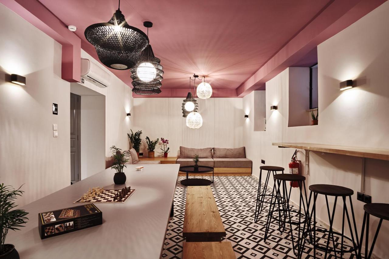 When In Athens Hostel Екстер'єр фото