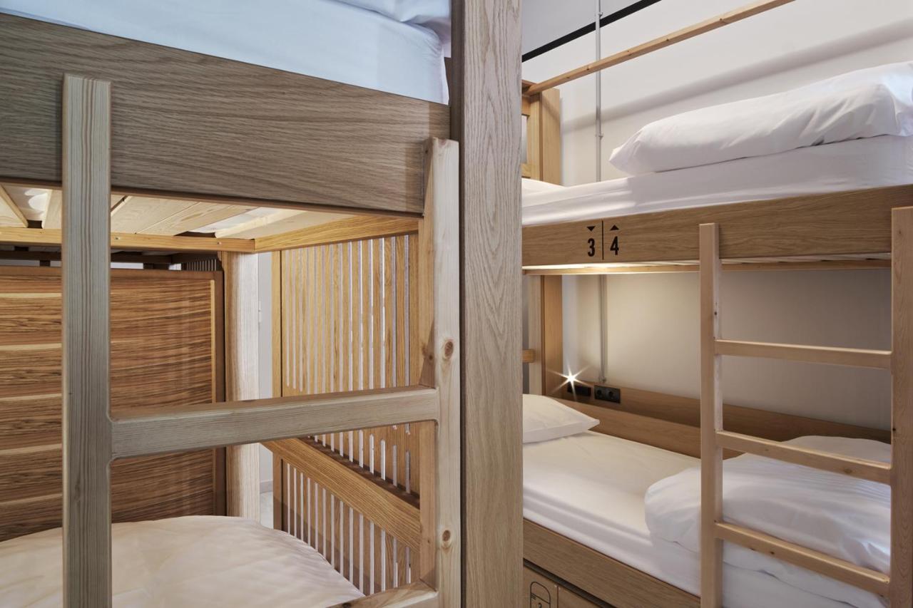 When In Athens Hostel Екстер'єр фото