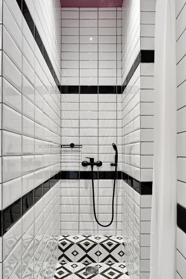 When In Athens Hostel Екстер'єр фото